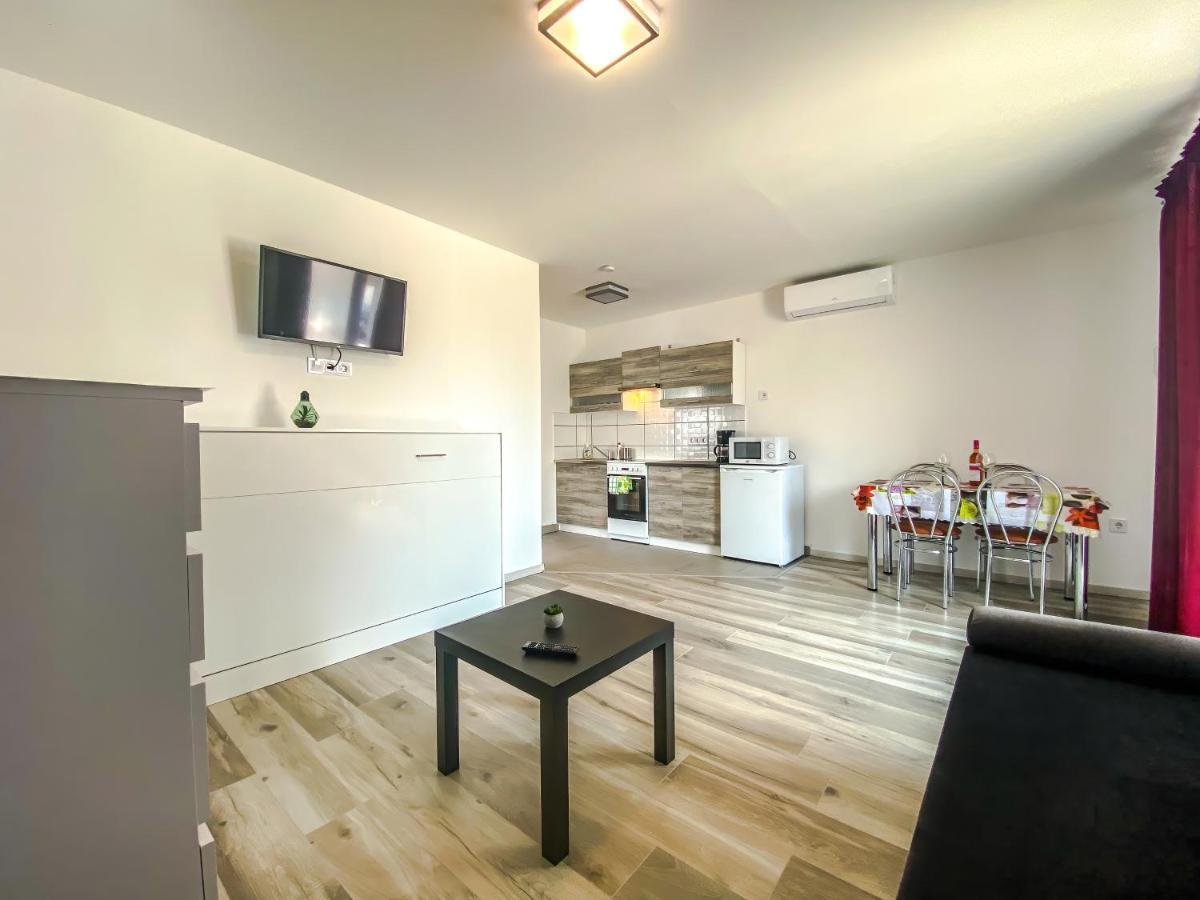 FeDa Apartmanház Balatonboglár Esterno foto